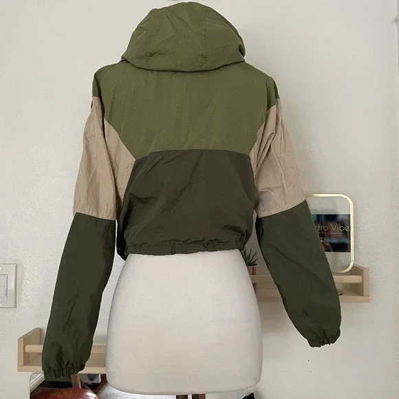 Bershka Cropped Retro Color Block Patchwork‎ Wind Jacket With Hood - Picture 2 of 10